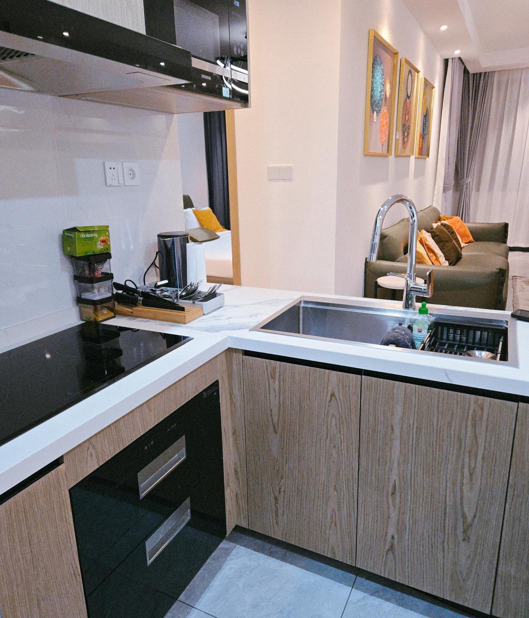 Gracey Concierge Apartments - Avenue Uvira Kinşasa Dış mekan fotoğraf